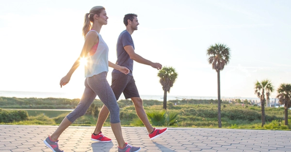 Hình thành thói quen đi bộ để duy trì sức khỏe lâu dài